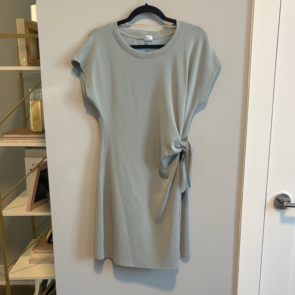 Cable & Gauge Sage Green Tie-Waist Dress